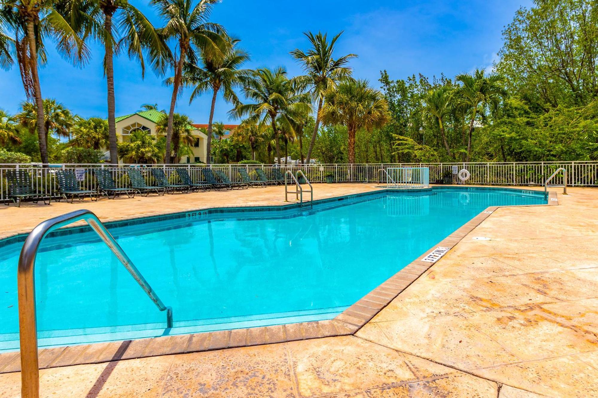 Sunrise Suites Jamaica Suite #102 Key West Rom bilde